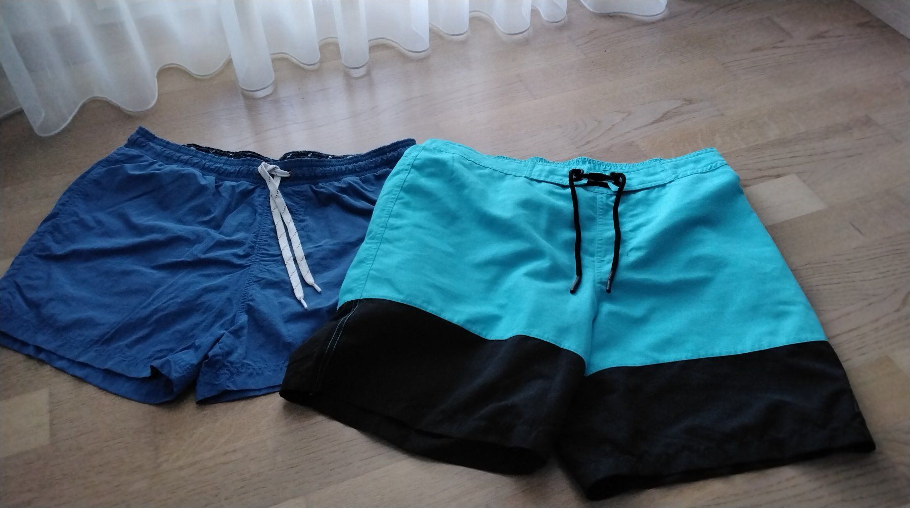 Costumi da bagno: 2 Badehose C&A und YOUR TURN Gr. M – Usato da Steinhausen venduto da pinu09