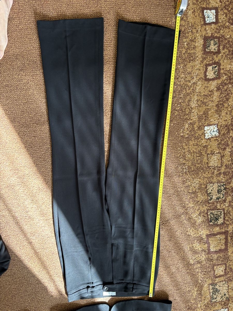 Lotti di vestiti: Ensemble – Usato da Genève venduto da Second_Hand_Ch 2