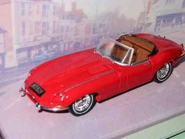 Jaguar E 1968 Type MK 1½  * DINKY  1:43