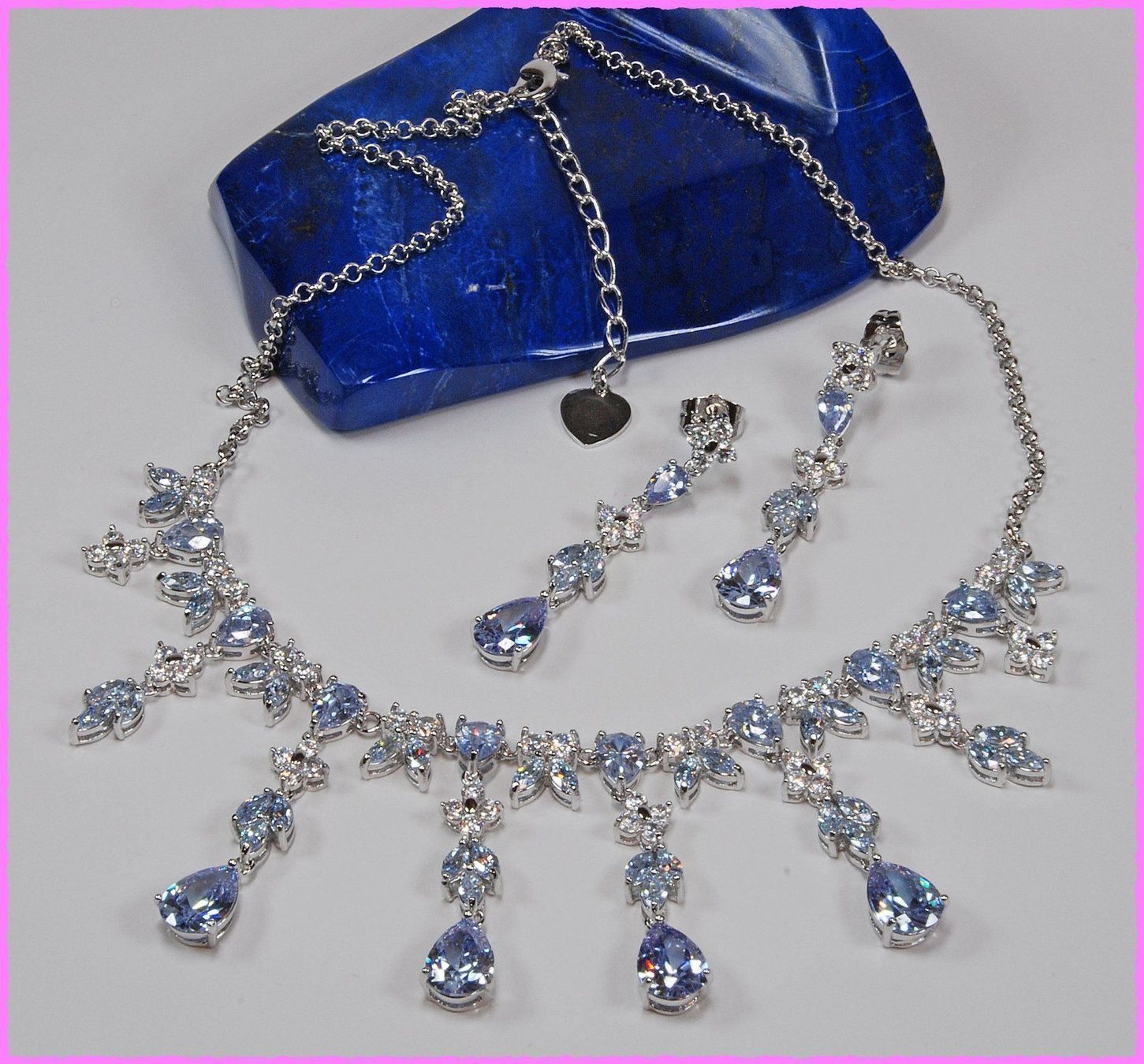 Catenine: erlesene Halskette – Collier – Nuovo e nell'imballaggio originale da Oberglatt ZH venduto da Diamond-Girl 1