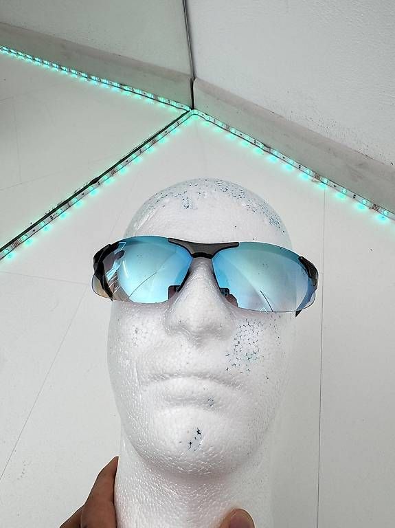 Occhiali & Lenti: wunderschöne meerblaue sonnebrille – Usato da Zürich venduto da refg7 1