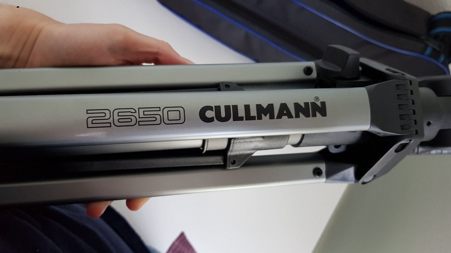 Trépieds & Accessoires: Cullmann Stativ 2560 inkl Tasche (2070) – D'occasion à Staufen par Fleby84 1