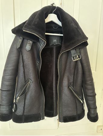 Winterjacke River Island schwarz Grösse 38 guter Zustand