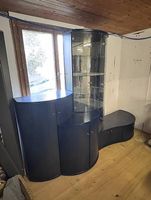 Edles Design-Büffet mit Glasvitrine (dunkelblau)