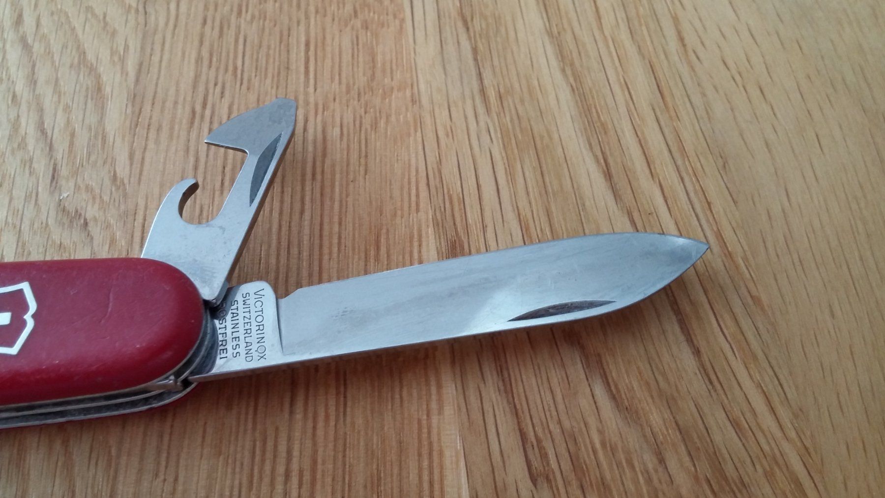 Victorinox Couteaux de poche: Schweizer Armee Sackmesser Victorinox – D'occasion à Zürich par sendbad 1