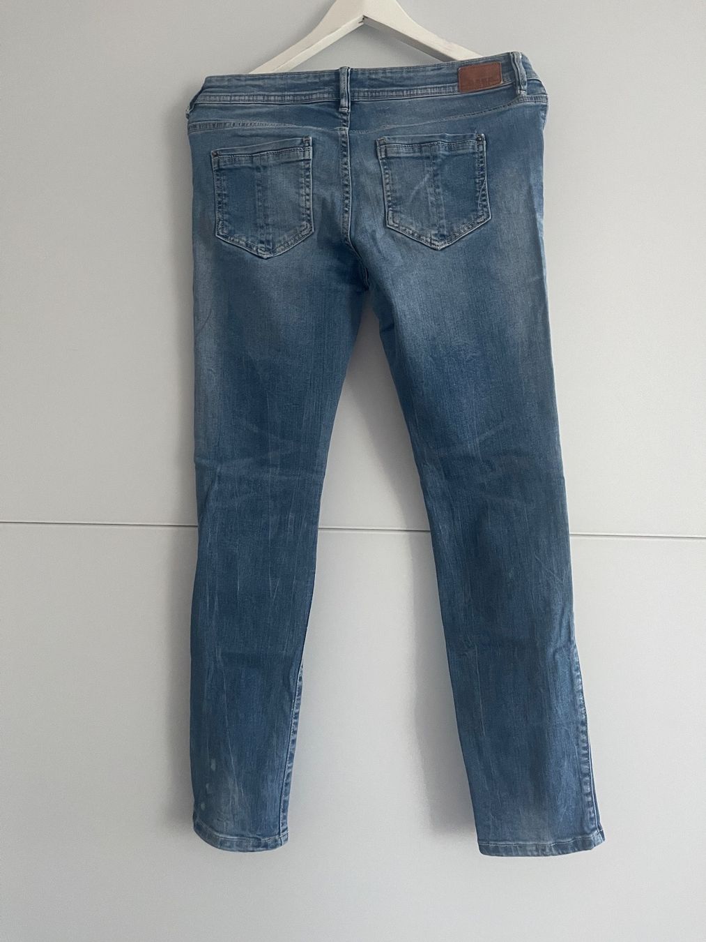Zara Jeans: Damen Jeans 40 – Nuovo (secondo la descrizione) da Winterthur venduto da Deal246 1