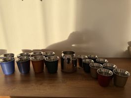 Set 16 gobelets Nespresso acier inoxydable avec pot lait