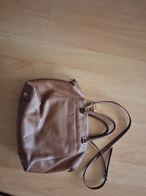 Michael Kors Borse da donna: Michael Kors Tasche gebraucht – Usato da Lyss venduto da lor_72jy 1