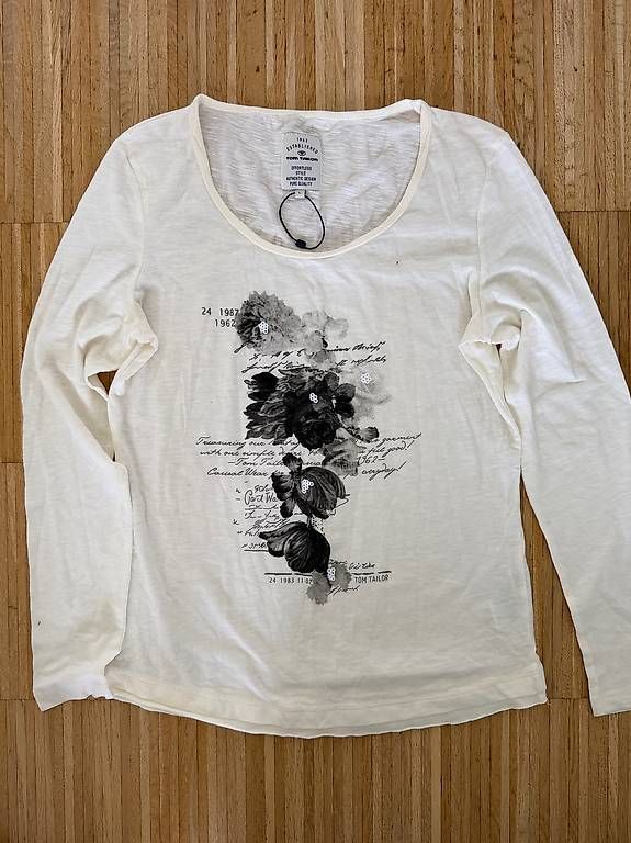 Camicette: Bluse Gr M und L – Usato da Menzingen venduto da lua123 2