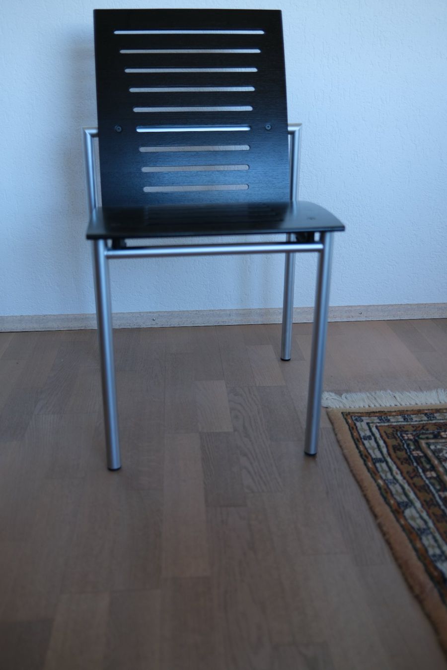 Cassina Stühle: Cassina Stuhl – Gebraucht aus Arlesheim von 01GoodValue