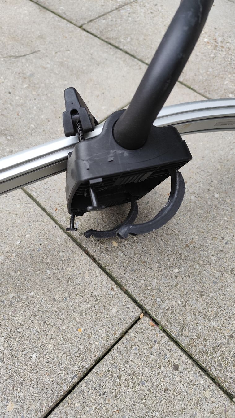 Portapacchi: Fahrrad Träger  – Difettoso da Zürich venduto da bojco_p 3