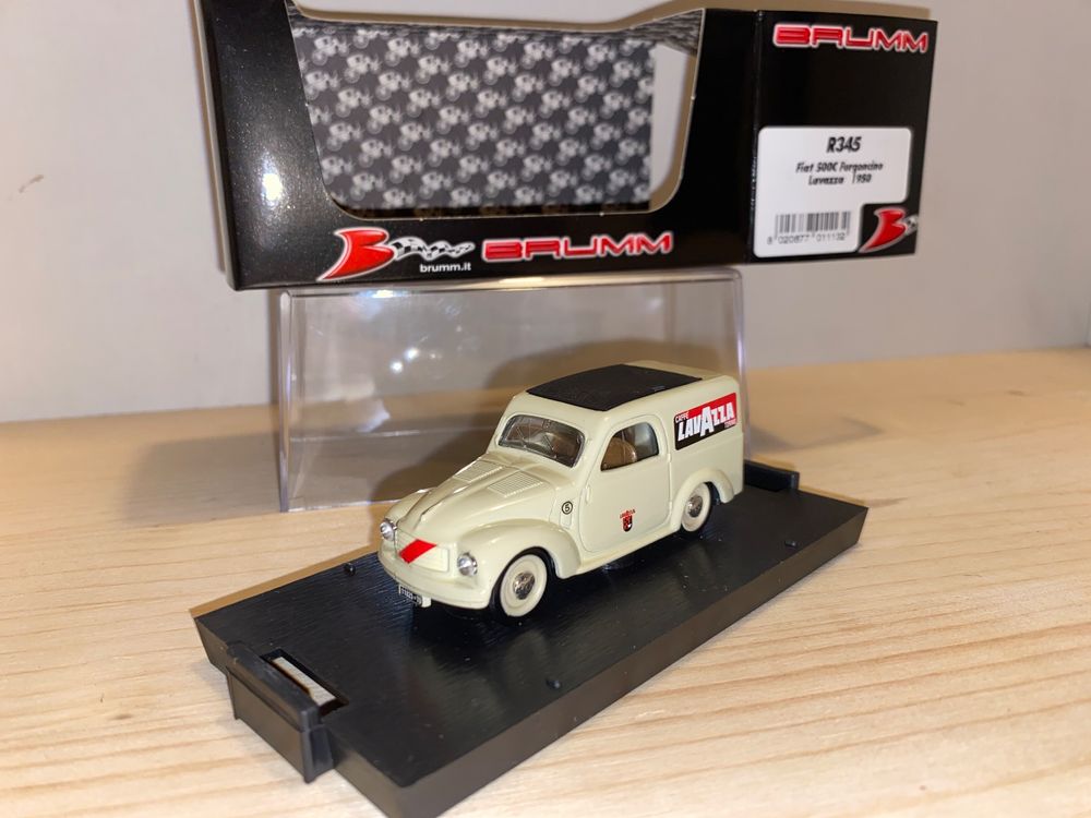 Miniature FIAT 500 C Furgoncino BARILLA 1951 – échelle 1/43, Modèle Publicitaire IXO