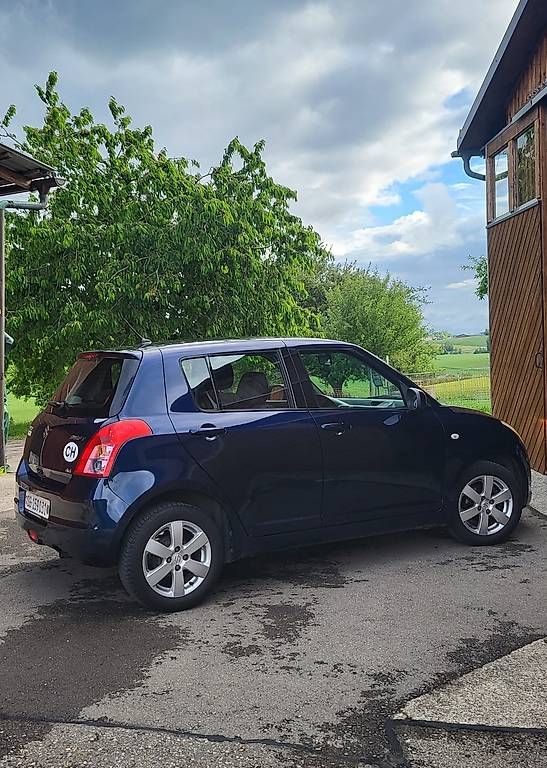 Suzuki Automobili: Suzuki swift 4x4 – Usato da Lichtensteig venduto da Husaberg11 2
