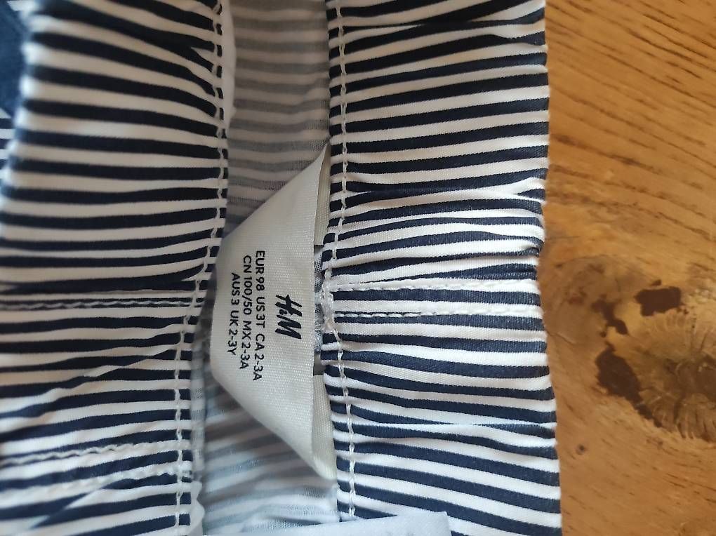 Pantalons: Jungen Shorts / 98 – D'occasion à Dietfurt par Many06