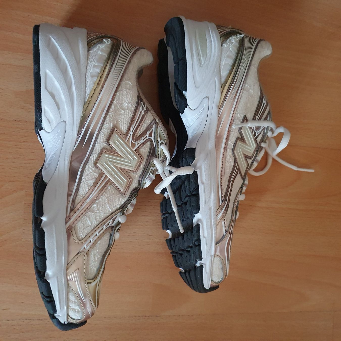 New Balance Damenschuhe: NewBalance – Gebraucht aus Zürich von Tontaube 4