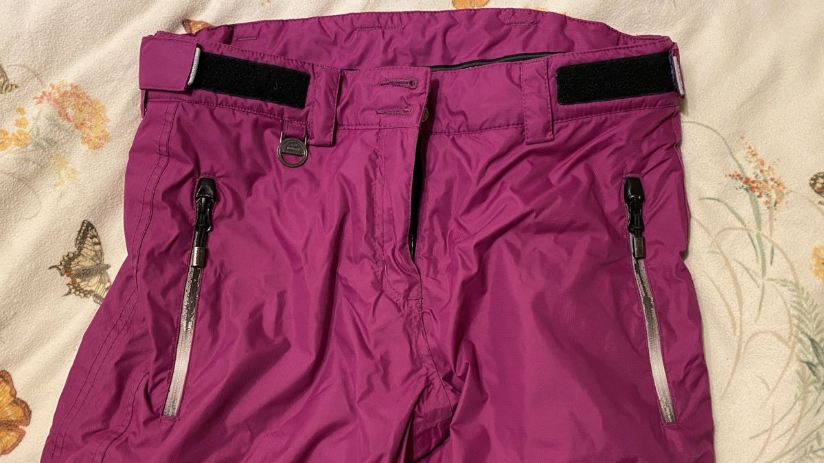 Completi & Tailleur: Skihose Damen Iguana 38 – Usato da Cham venduto da Ignifer 2