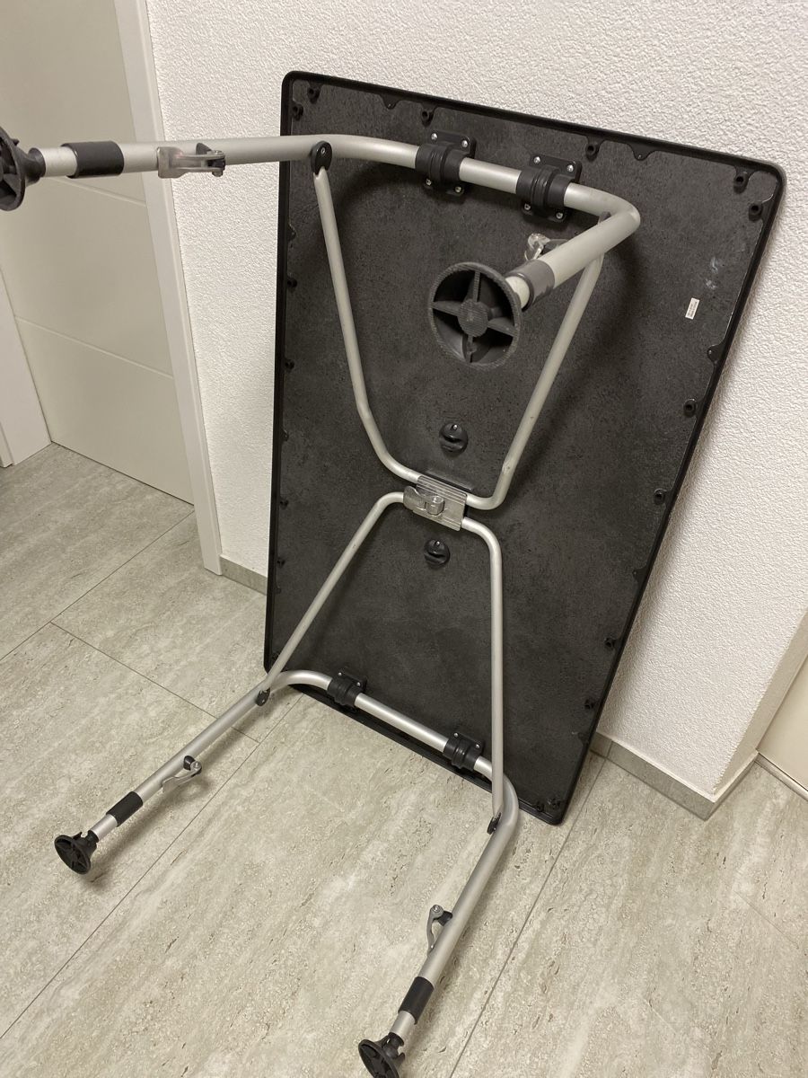 Tables: Campingtisch – D'occasion à Birrwil par Bendegriz 2
