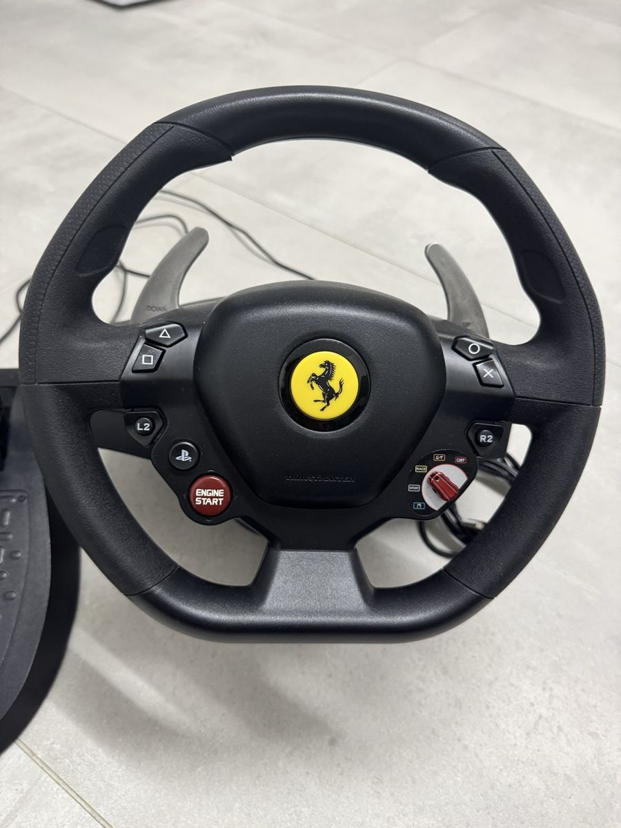 Controller: Thrustmaster Ferrari Rennlenkrad - Top Zustand! – Neu (gemäss Beschreibung) aus Däniken SO von SC.pay