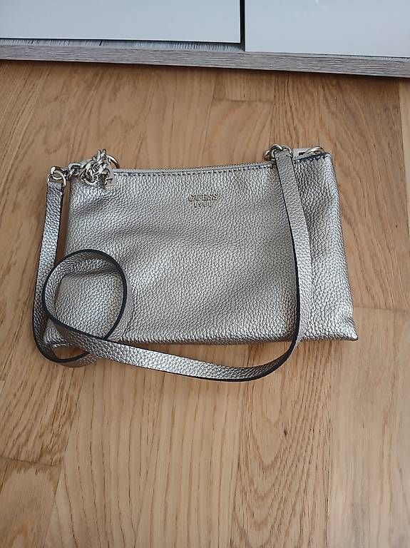 Guess Borse da donna: Guess tasche goldbeige – Nuovo (secondo la descrizione) da Hinwil venduto da Sabirose9 2