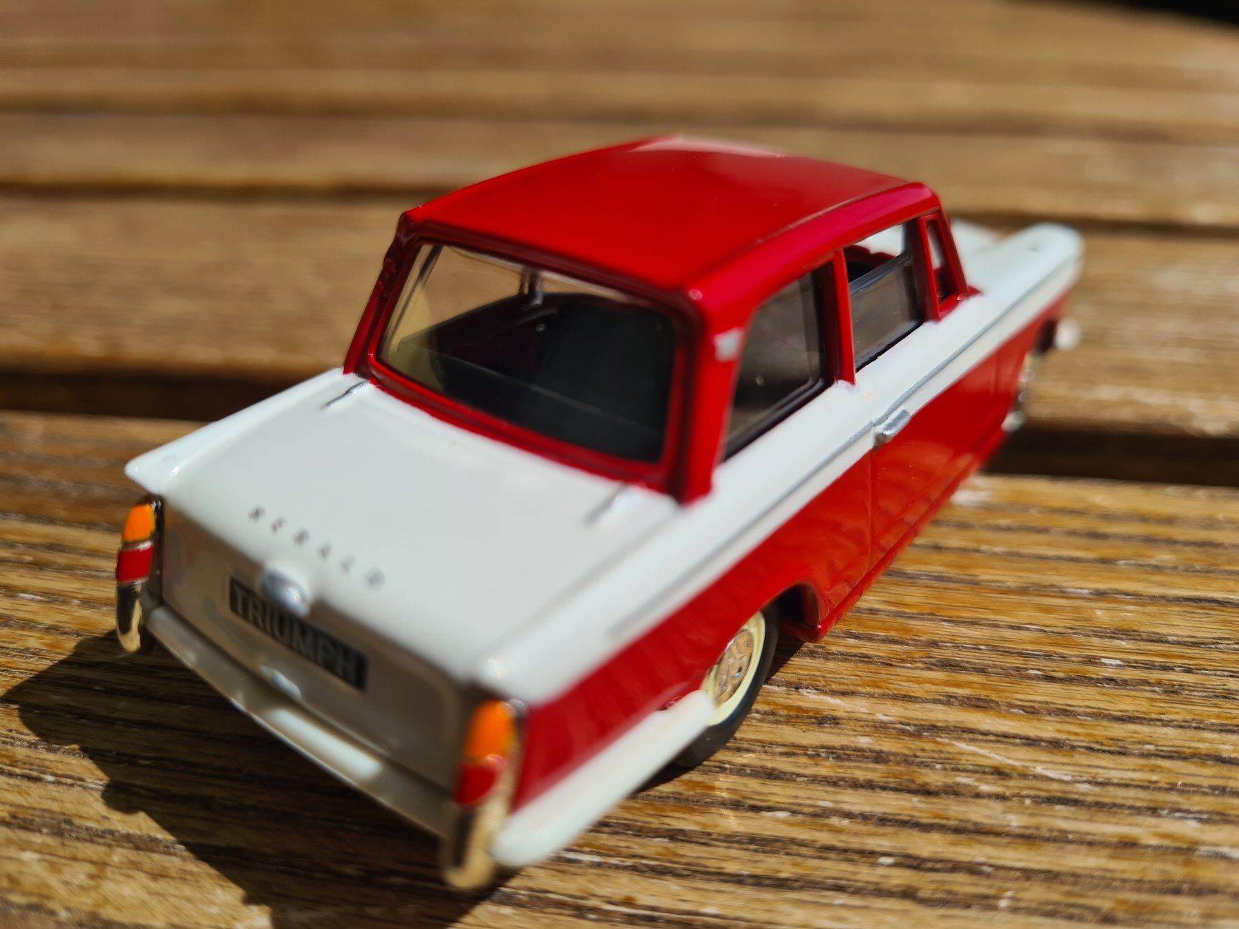 Triumph Modellini d'auto: VANGUARDS TRIUMPH Herald – Usato da Basel venduto da Solarbebop 3