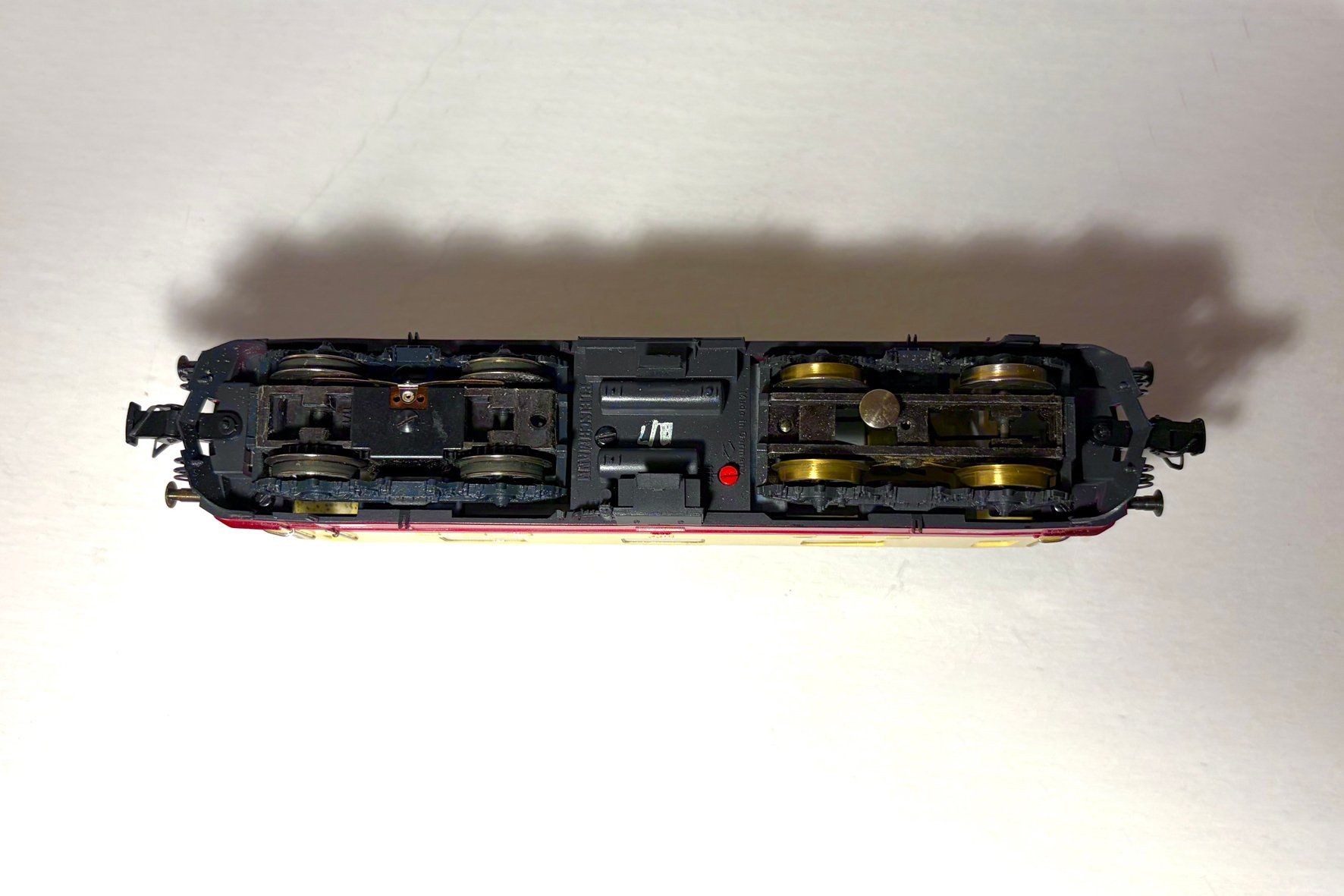 Fleischmann Modellini di ferrovie: Fleischmann Re 4/4II TEE HO/DC analogique – Usato da St-Sulpice VD venduto da Rocoklin 7