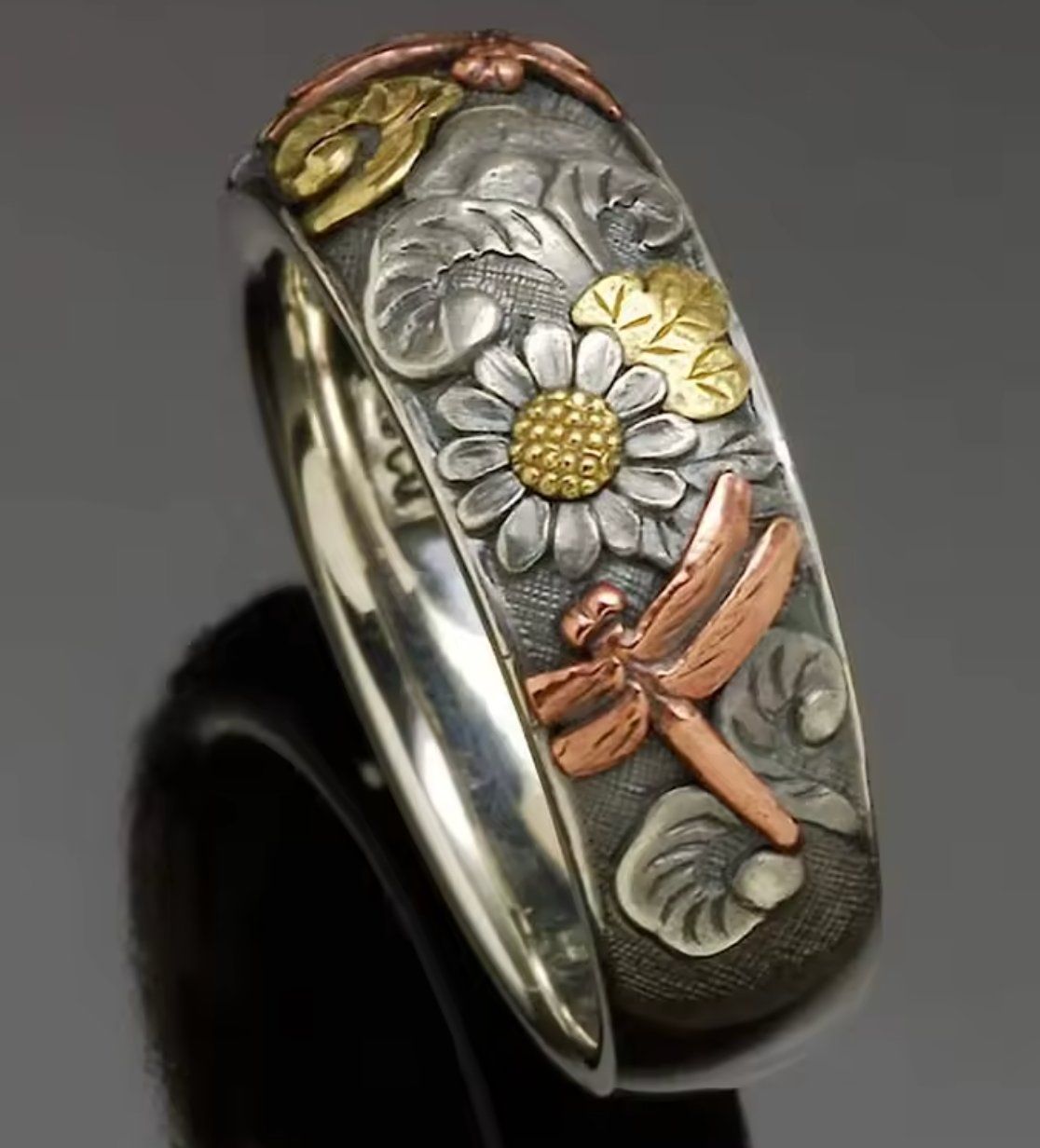 Anelli: Einzigartiger Ring Grösse 54 – Nuovo e nell'imballaggio originale da Eschenbach SG venduto da ...-