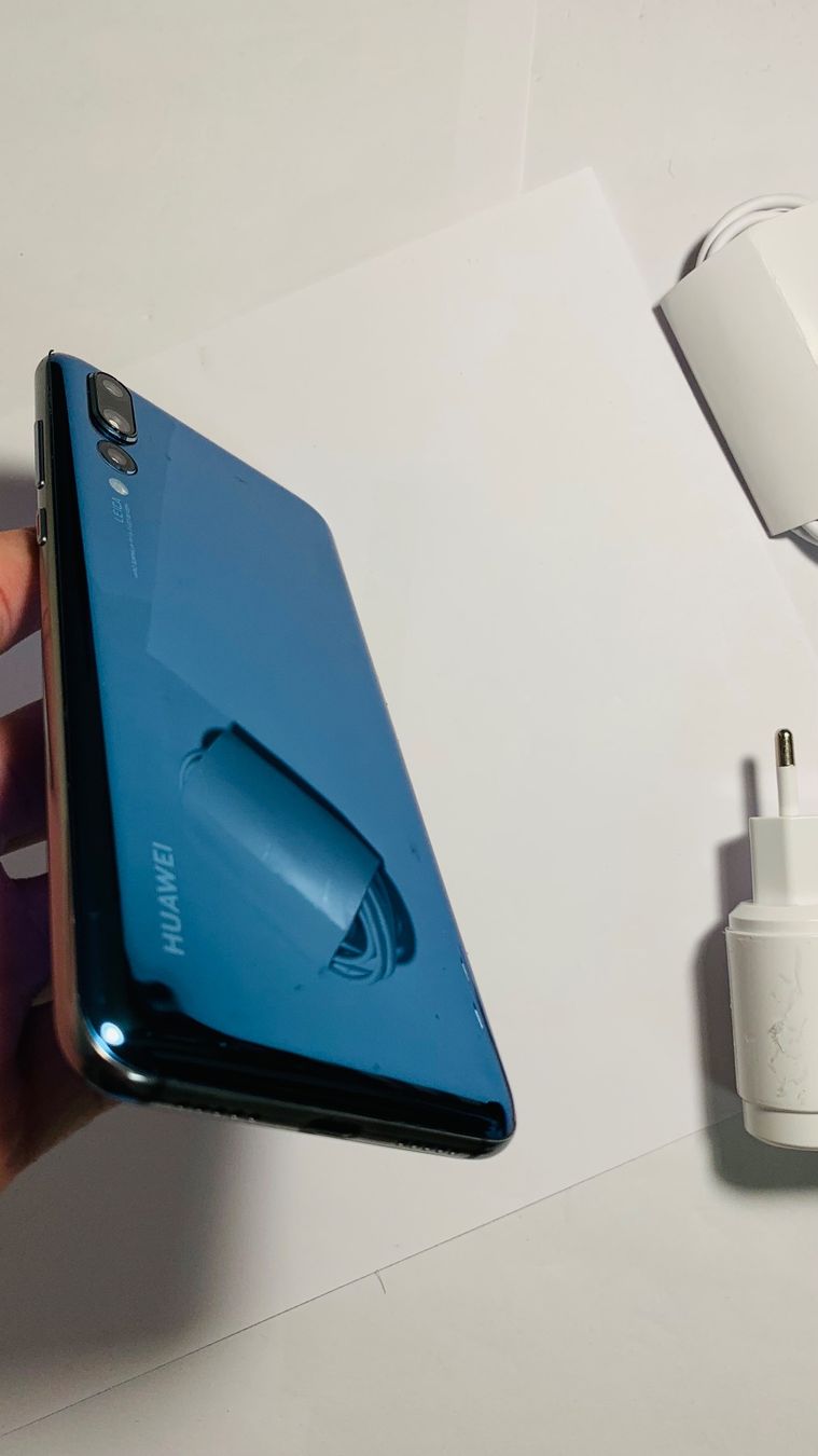 Huawei Handys / Smartphones: Huawei P20 Pro (128GB) Dual sim – Gebraucht aus Luzern von Waince786 1