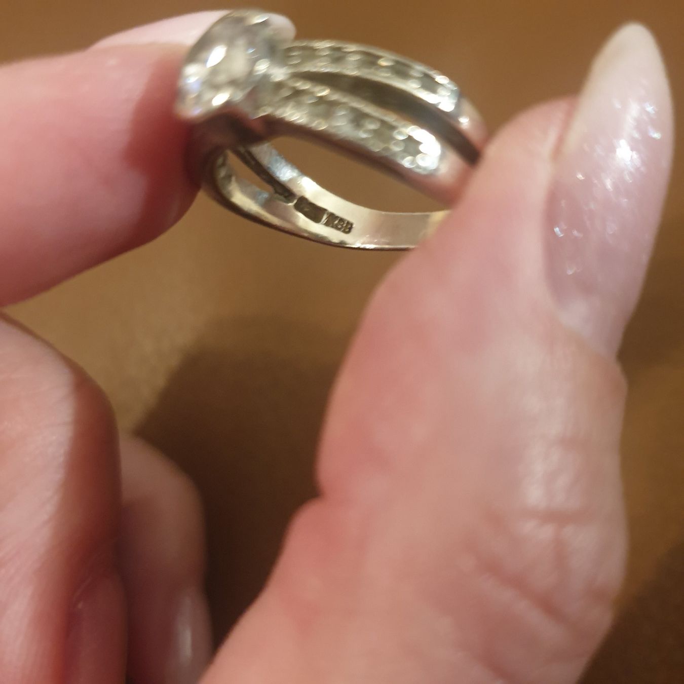 Anelli: Ring mit Zirkonen, silber, Grösse 57 – Usato da Neuendorf venduto da DeSiriA 3