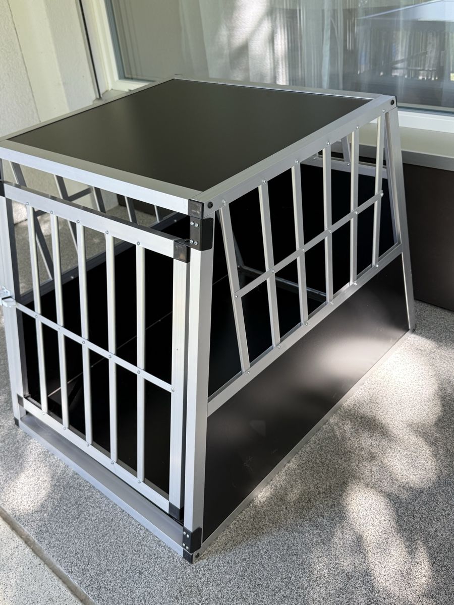 Gabbie, trasporto & Sicurezza: Hundetransportbox  – Usato da Schliern b. Köniz venduto da jul_ly8x 1