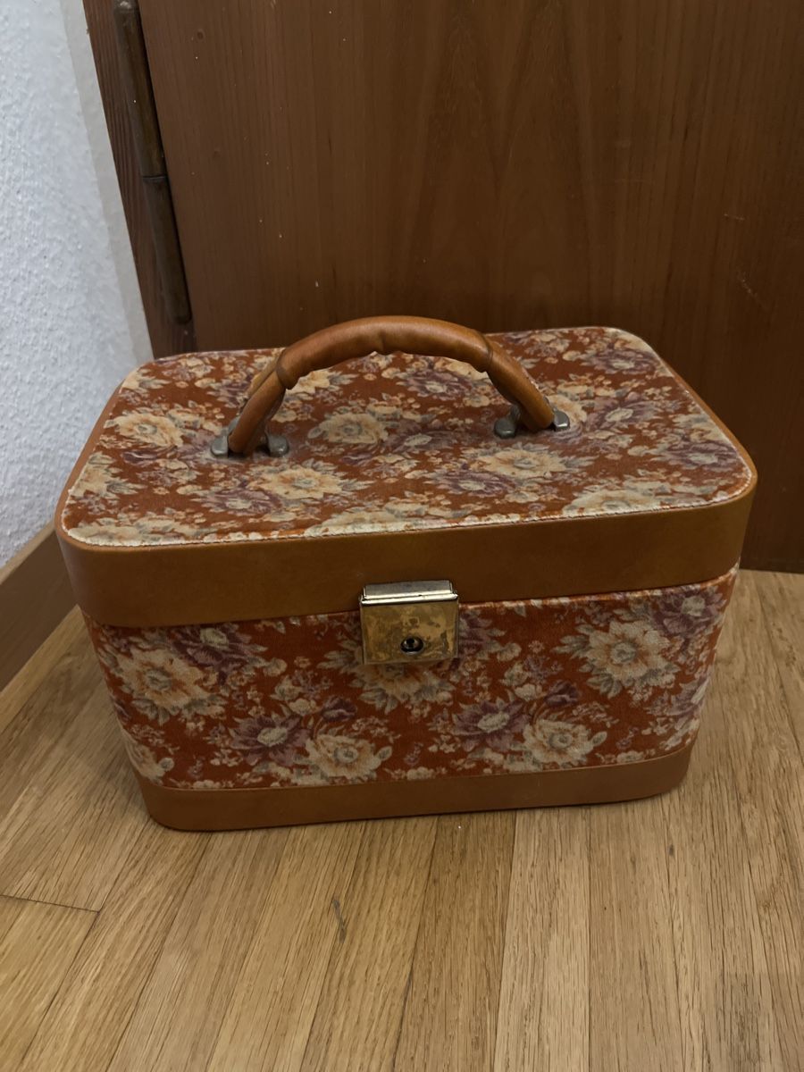 Valigie: Vintage | Leder Kosmetikkoffer – Usato da Basel venduto da SimpleE