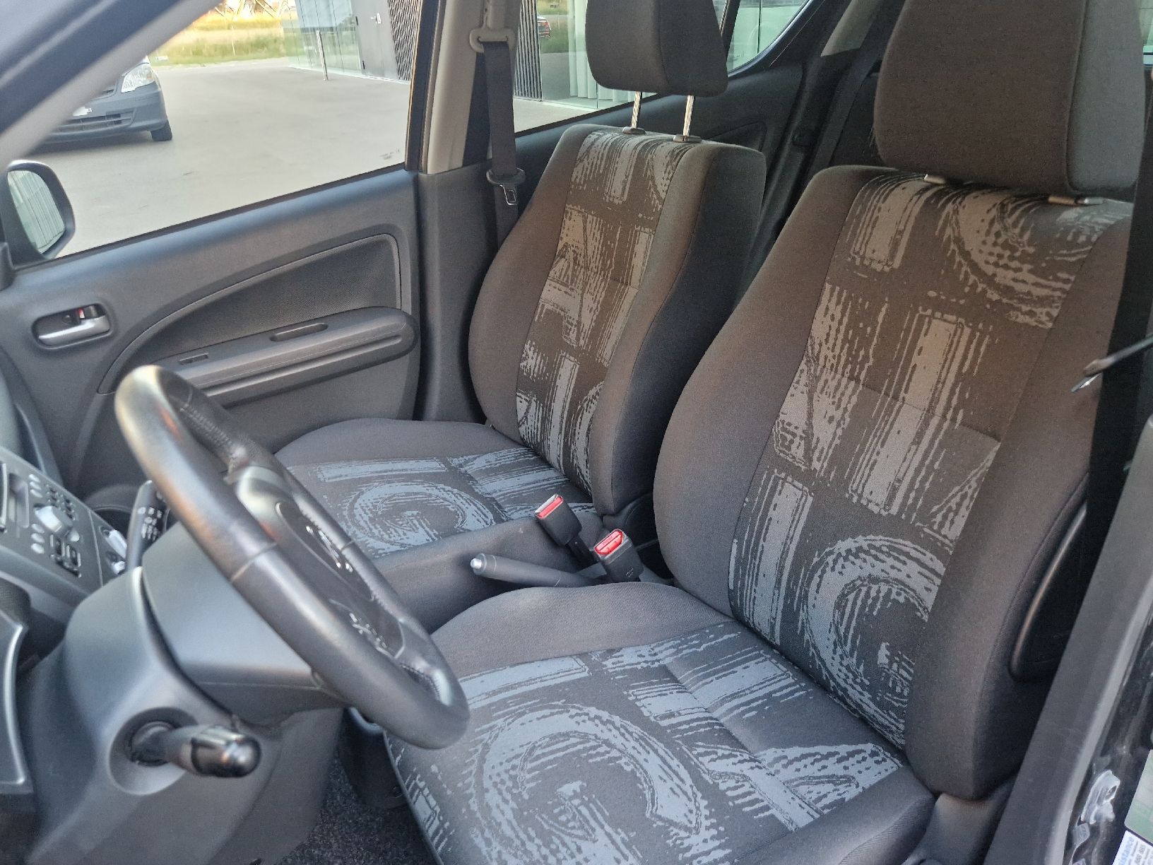 Opel Automobili: Opel Agila B12 – Usato da Winterthur venduto da Artur47 9