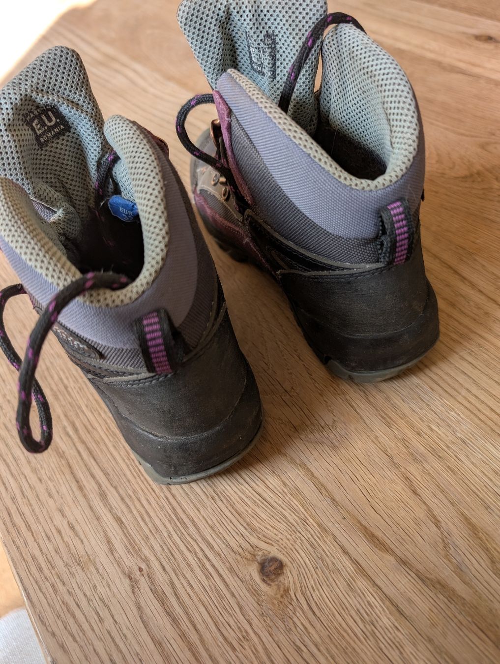 Everest Scarpe per ragazzi: Wanderschuhe, Gr. 32 – Usato da Winterthur venduto da voan 2