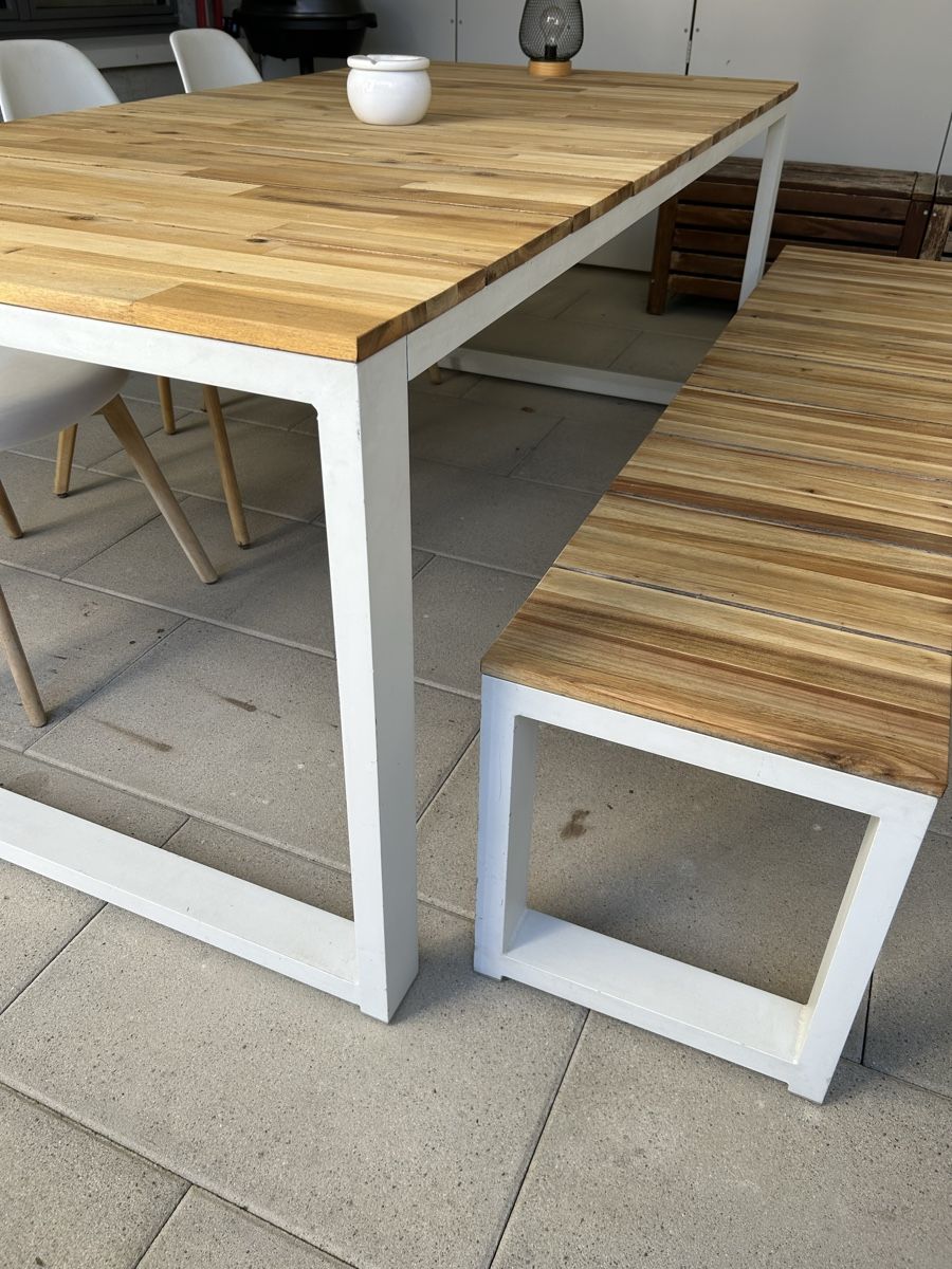 Set di tavolo e panche: Gartentisch mit Sitzbank & 3 Stühle – Usato da Marthalen venduto da H1tsch 1