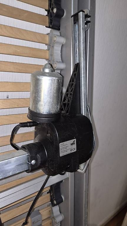 Lattenroste: Sommier électrique  – Gebraucht aus Lausanne von clv_w7vf 4