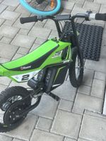 Elektro-Motorrad Razor SX McGrath grün gebrauchter Zustand