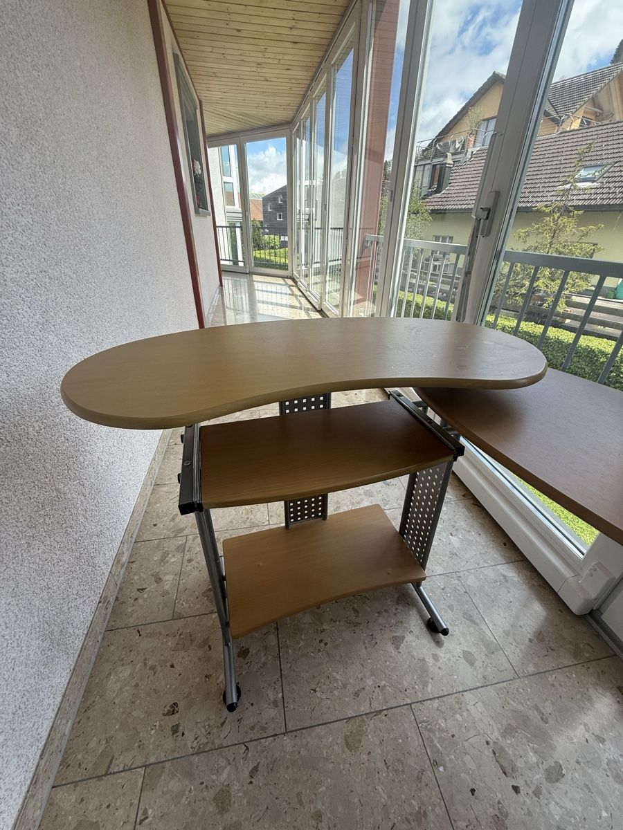 Scrivanie: Moderner Computertisch – Usato da Einsiedeln venduto da mel_kab_1 2