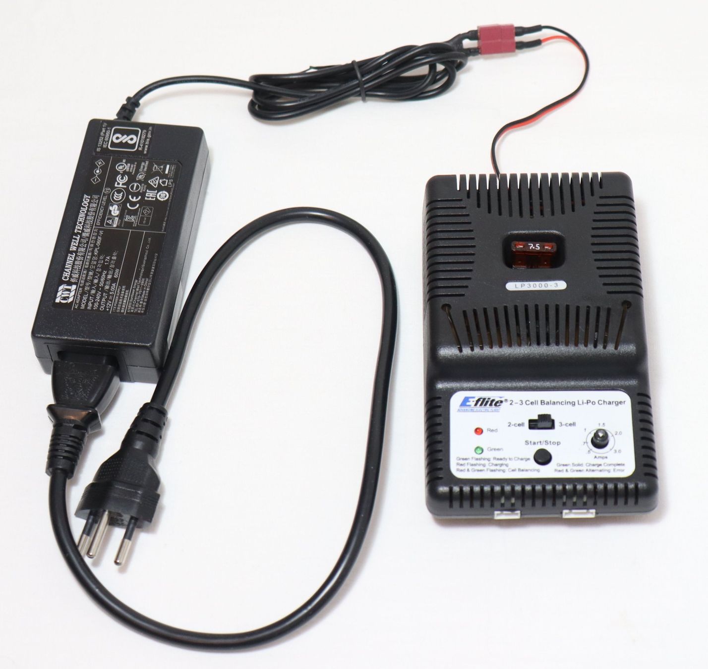E-Flite Akkus, Ladegeräte & Netzgeräte: E-flite LiPo Balancer Ladegerät 2-3S mit Netzteil – Gebraucht aus Frick von