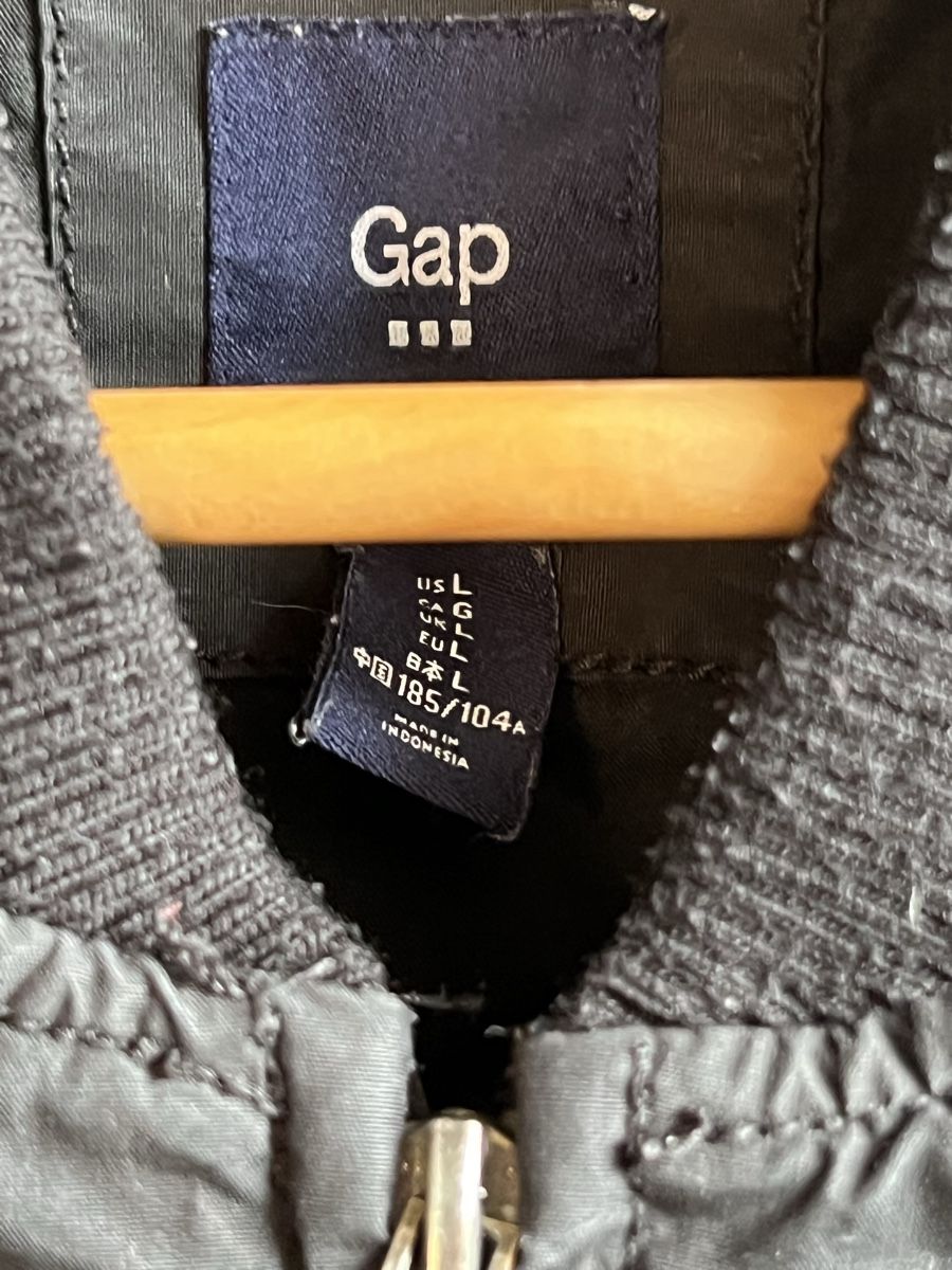 Gap Vestes: Gap Bomberjacke schwarz Groesse L  – D'occasion à Diegten par 5shop7 1
