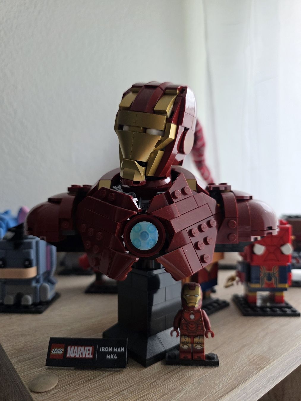 Lego Giocattoli: Lego Iron Man Büste Ab 1.- – Nuovo (secondo la descrizione) da Ostermundigen venduto da Danilolisena 1
