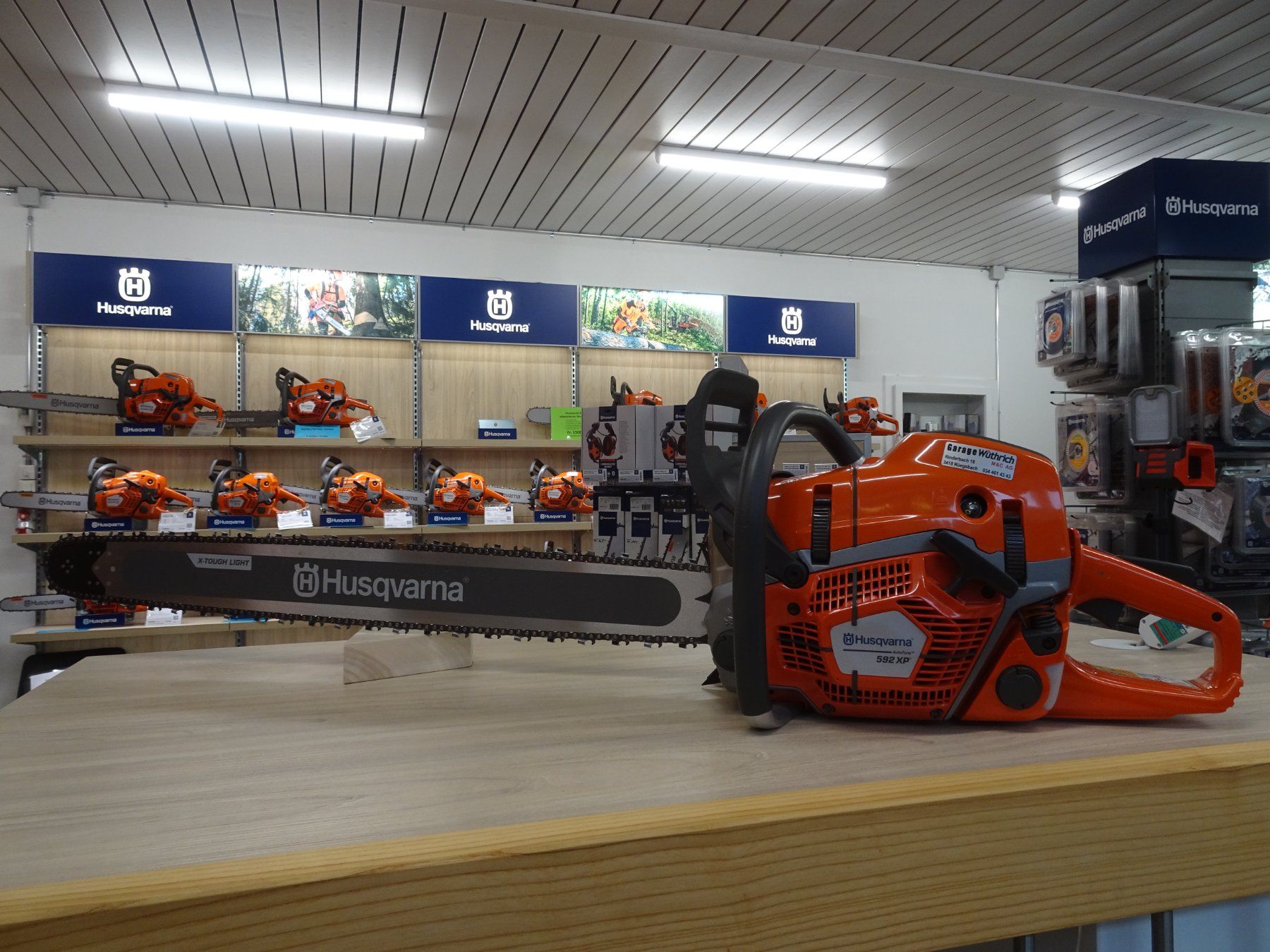 Husqvarna Sägen: Kettensäge 592XP 90cm Husqvarna – Neu und originalverpackt aus Rüegsbach von HusqvarnaShop3418