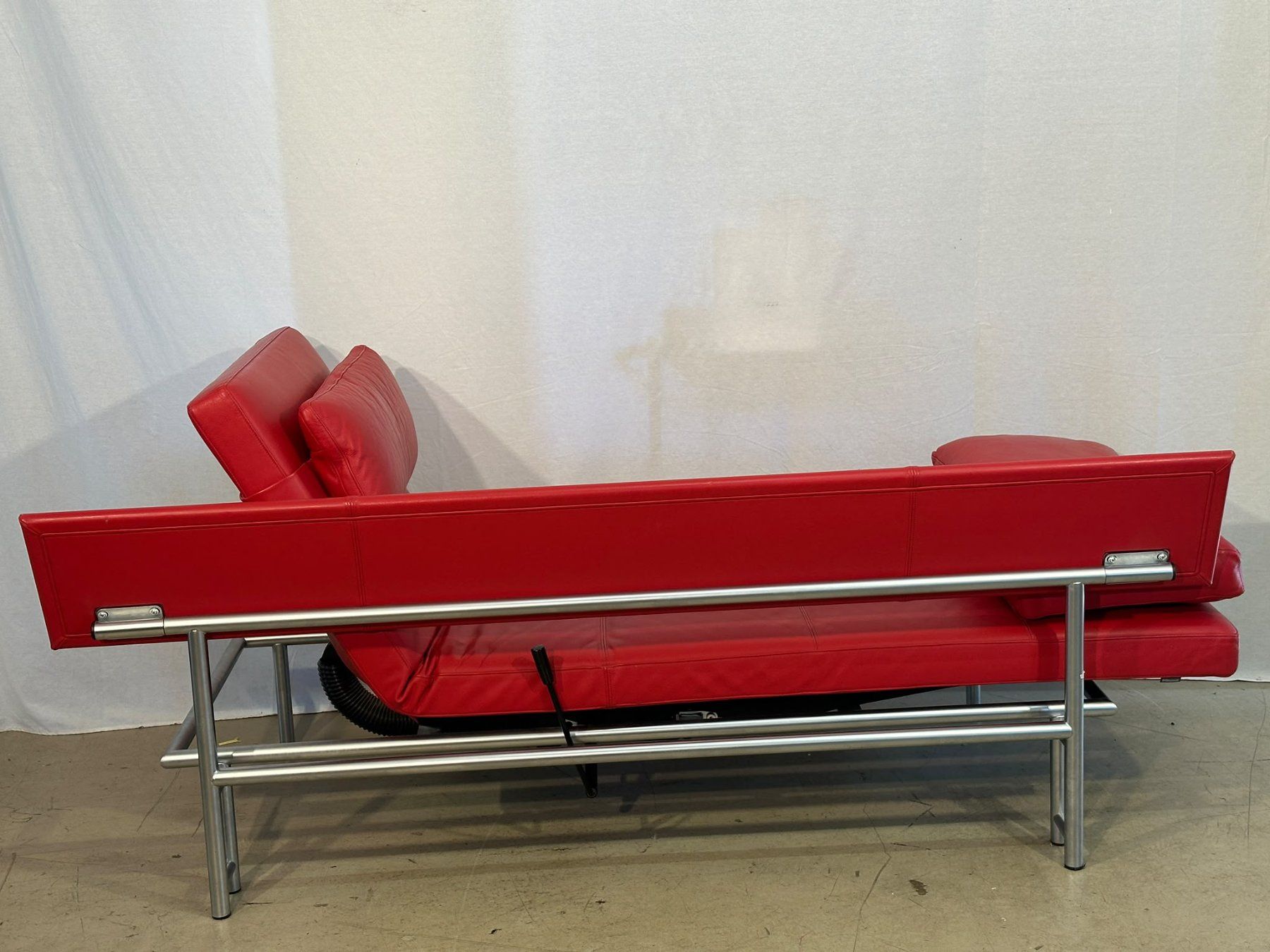 Sedie a sdraio: IP Design Campus Liege, rotes Leder - Ref 10/28 – Usato da Au ZH venduto da BrockiAu 8