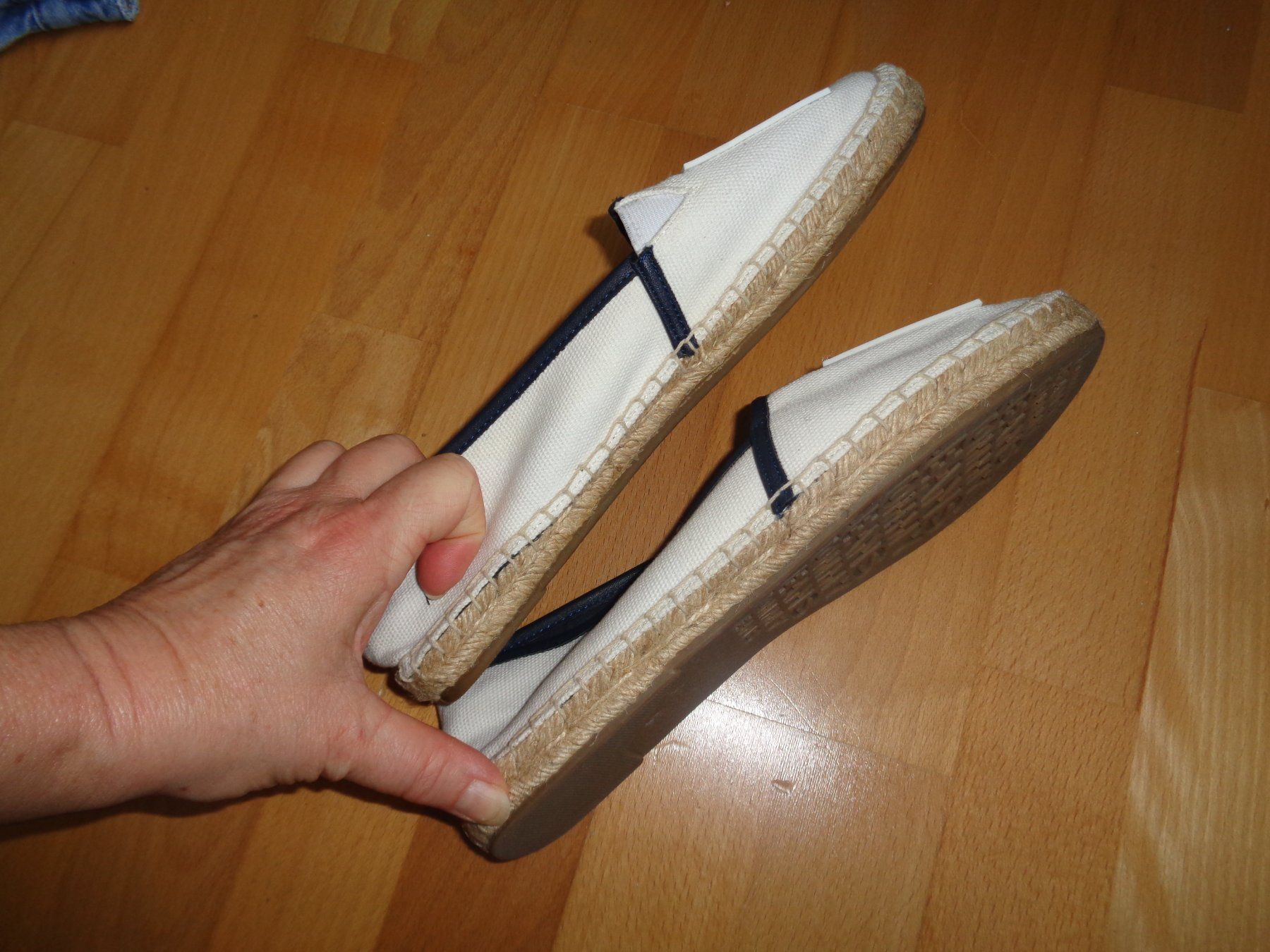 Tommy Hilfiger Scarpe da donna: Espadrille  Tommy Jeans  Grösse 39 – Usato da Kreuzlingen venduto da Robi-2003 2