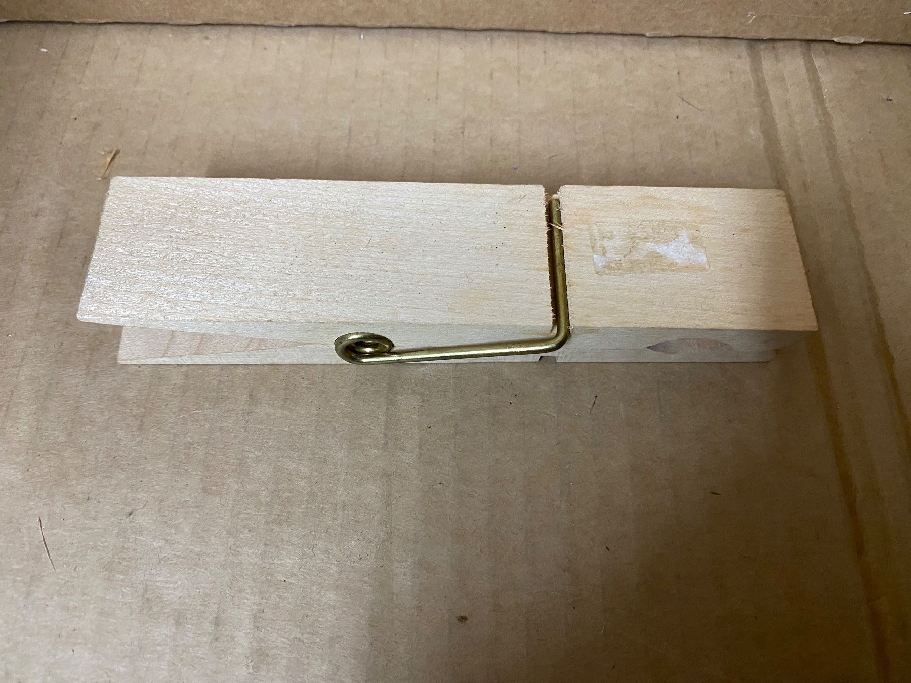 Articoli in legno: Holzklammer gross – Nuovo (secondo la descrizione) da Eschlikon TG venduto da ArtRec