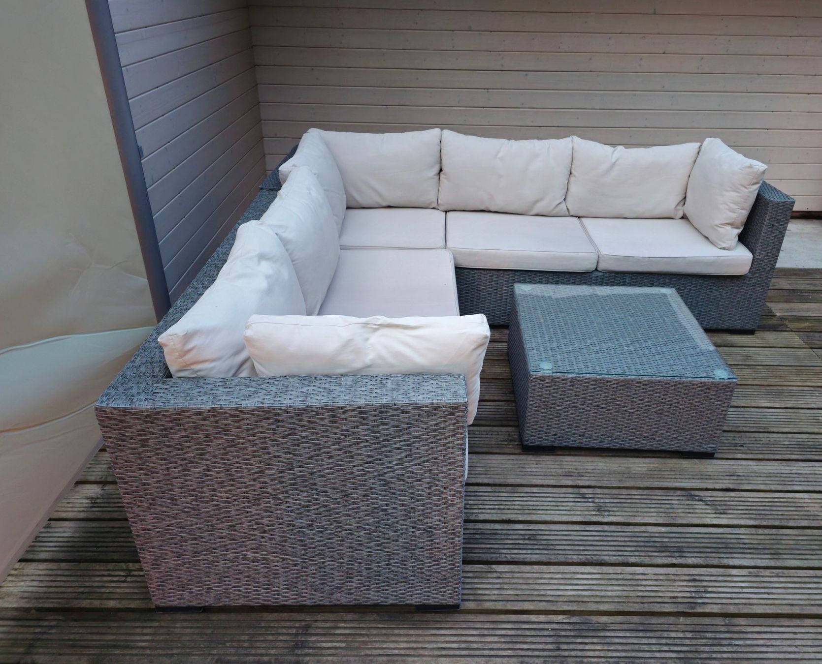 Divani: Gartenlounge mit Beistelltisch – Usato da Etzgen venduto da VierRingeA6 2