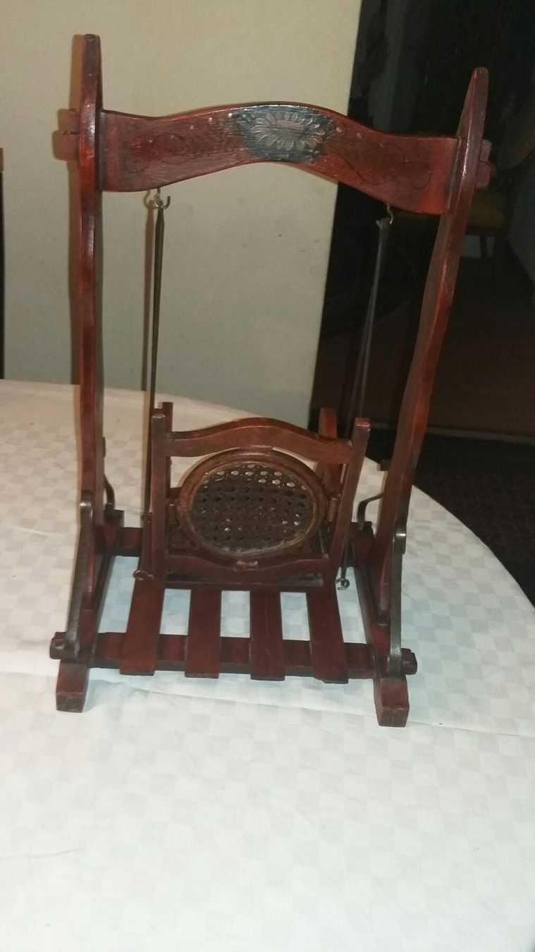 Giocattoli: Antik Holz Puppe Schukel Hangesessel – Usato da Bern venduto da Imamrashed 4