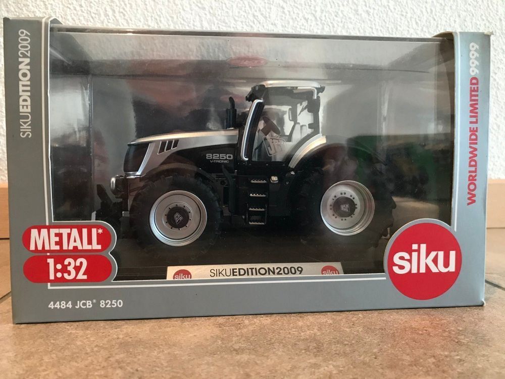 Siku 1881 JCB 8250 Fastrac Traktor (Gebraucht) In L Produktbild-Vorschau 1