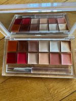 Lippenstift Palette mit Pinsel