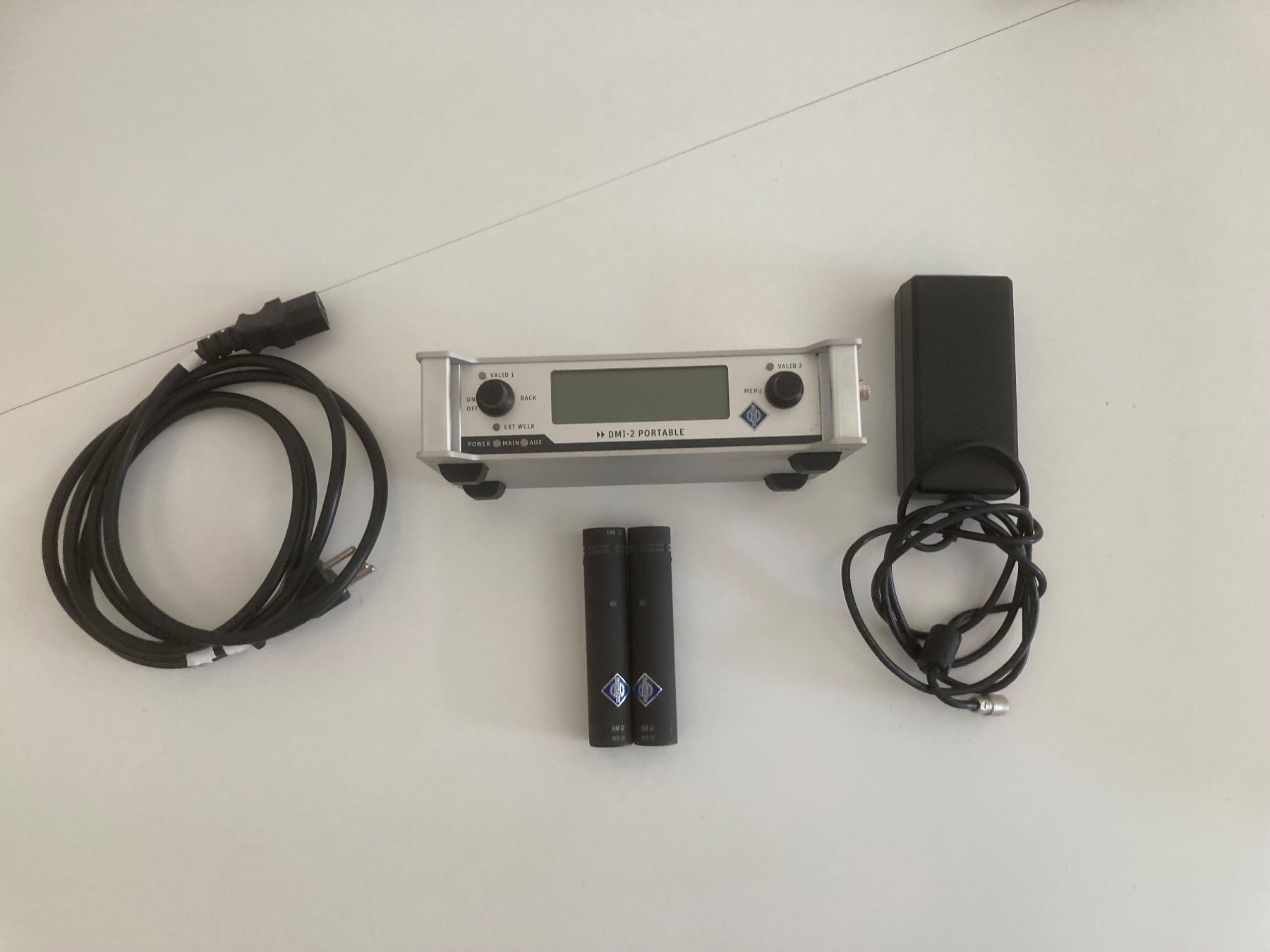 Neumann Microfoni: Neumann KM184D Pair & DMI 2  Portable — Digital System – Usato da Zürich venduto da rie_dn6f