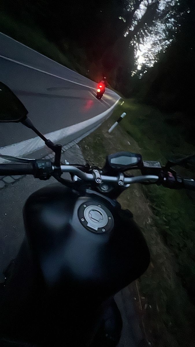 Yamaha Strada: Yamaha Mt09 35kw – Usato da Rothrist venduto da H2o_kind 1
