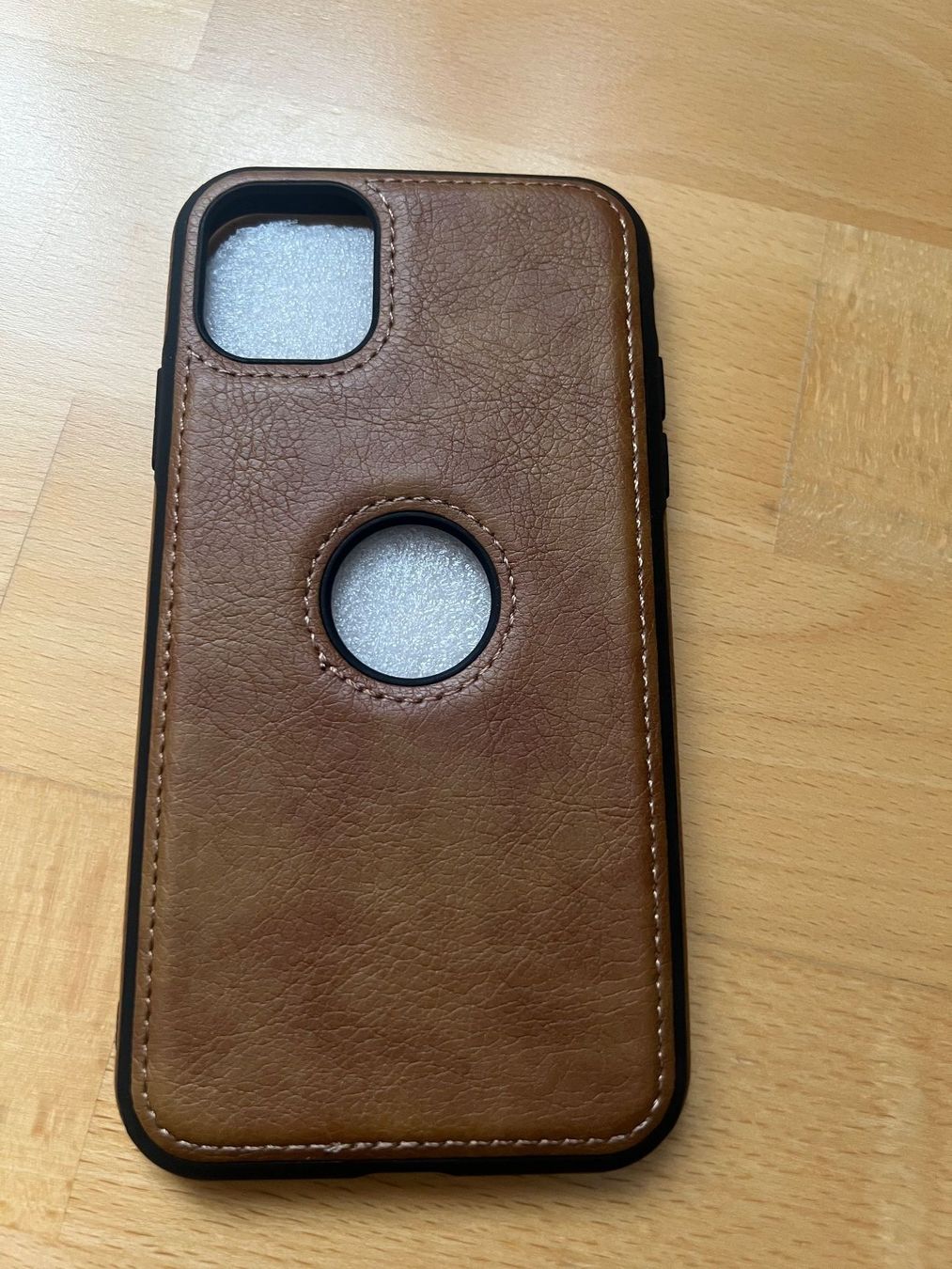 Cover & Protezioni schermo: Handy Hülle Iphone 11 – Nuovo e nell'imballaggio originale da witterswil venduto da Bargo